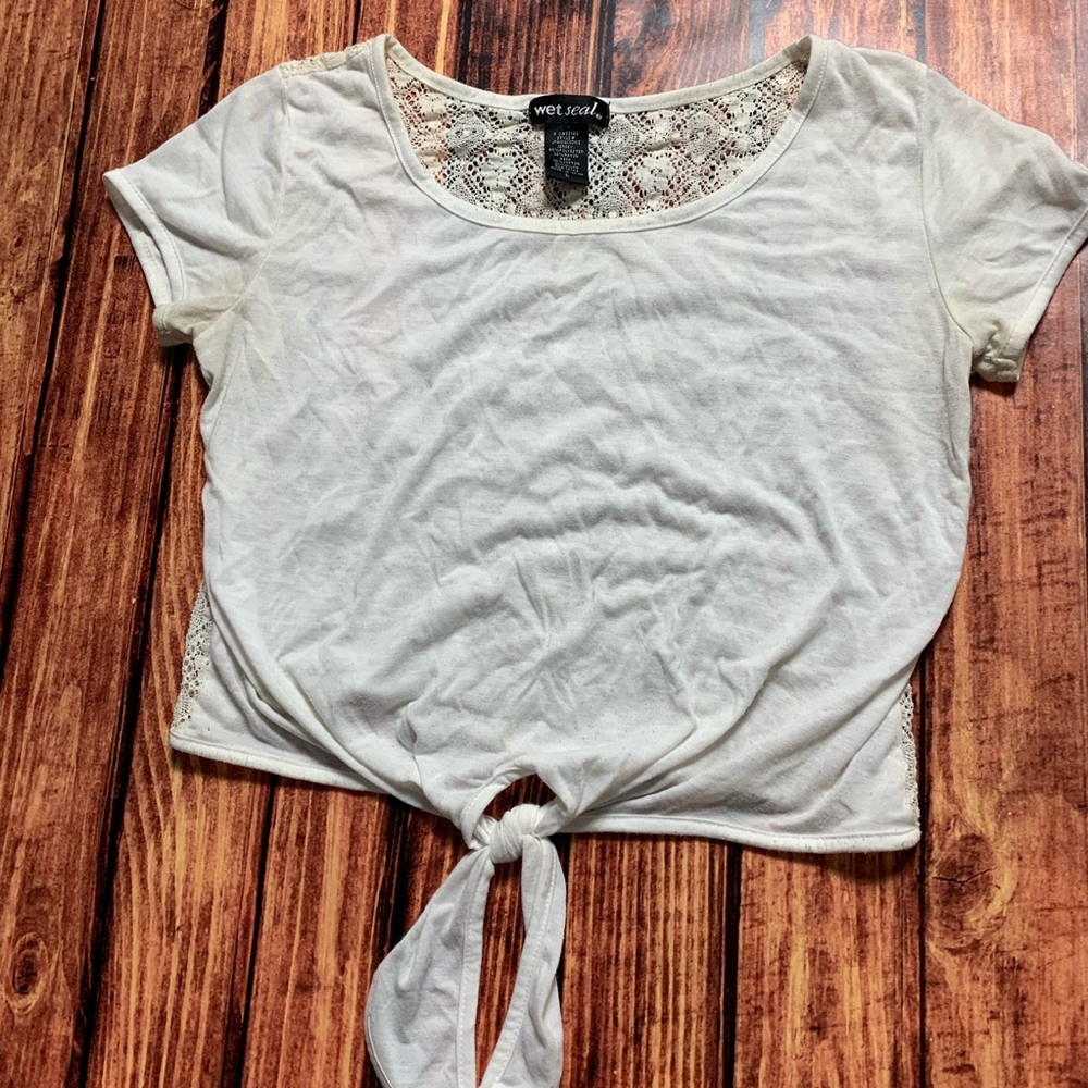 Cream White Lace Back Short Sleeve w Knot Tie